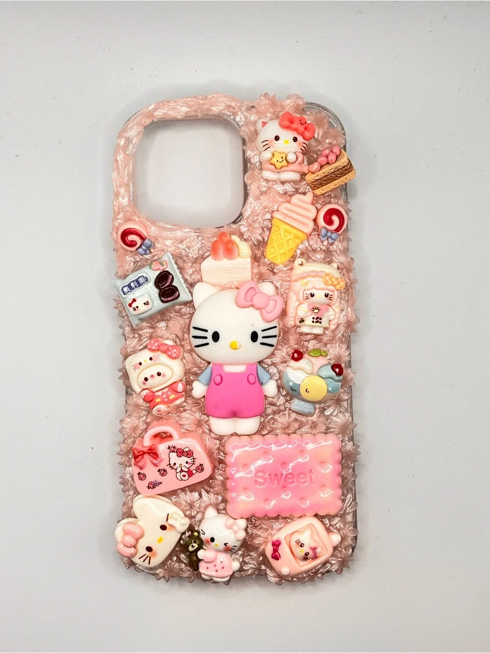 Customize your handmade phone case with me !!!